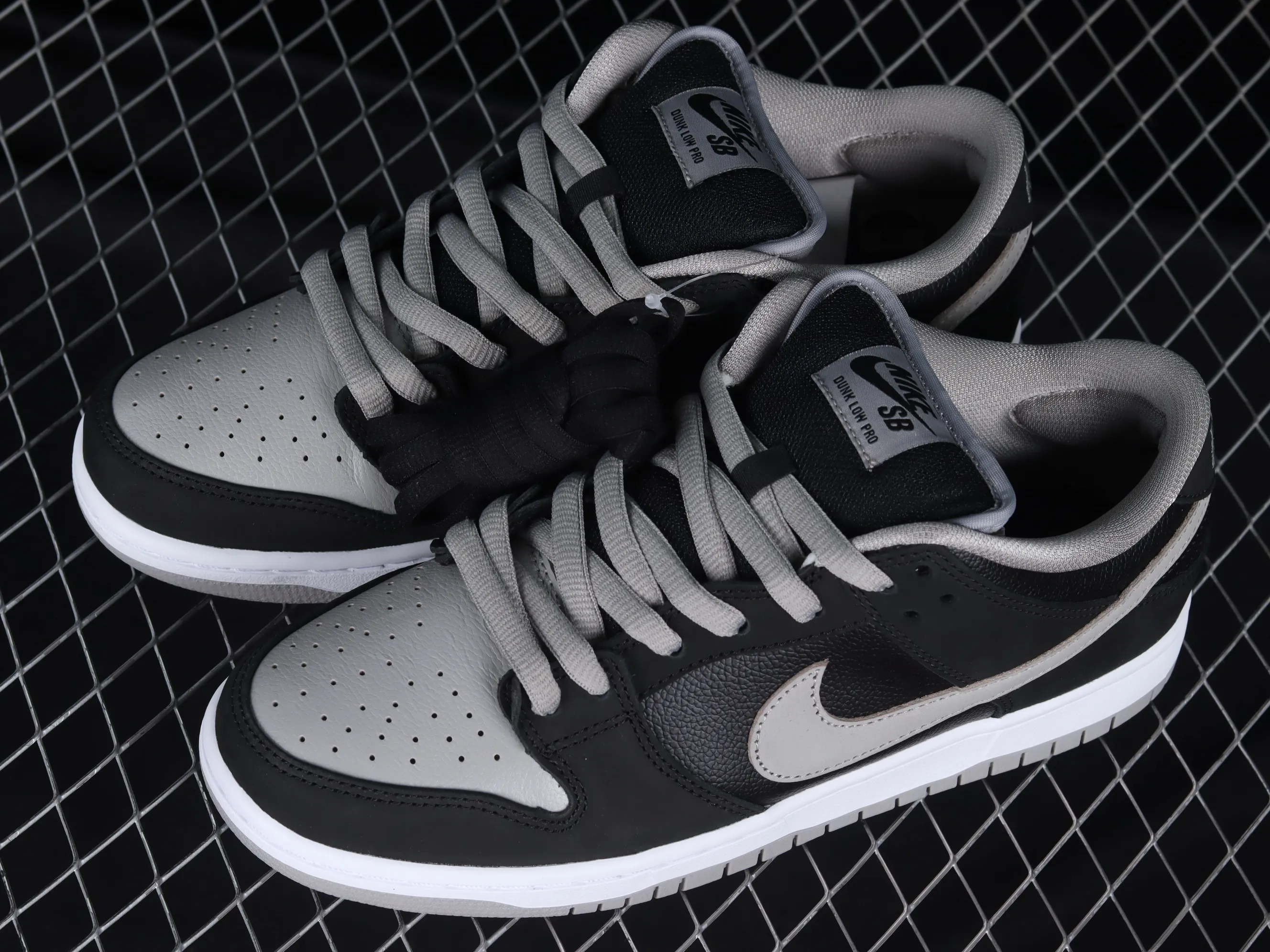 All Categories Nk SB Dunk Series Nk SB Dunk Low Low-top sneakers M version Nk SB Dunk Low J-Pack "Shadow" first layer shadow gray SB low-top casual sports skateboard shoes BQ6817-007